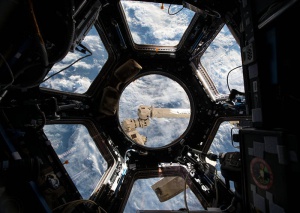 ISS rumstationen fylder 15 år, og har nu huset 220 mennesker fra 17 lande