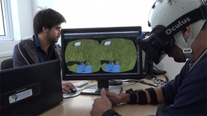 VR-briller, exoskeletter og robotben hjælper patienter med rygmarvsskader i nyt gennembrud