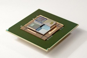 Nyt lille flow-batteri kan levere strøm til chips og samtidigt køle dem